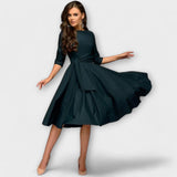 Eleganti Swing Kleitas